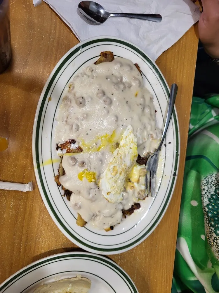 Biscuits and Gravy Fries with Cheese